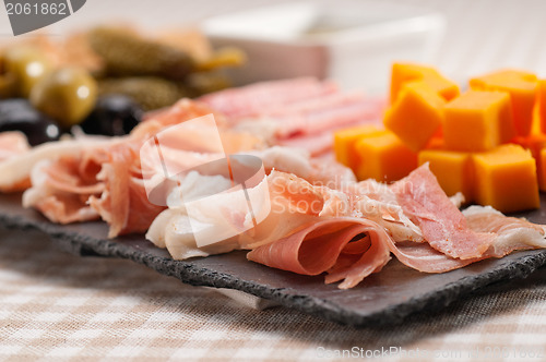 Image of assorted cold cut platter