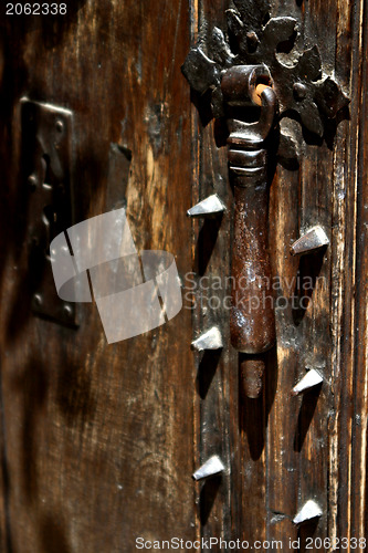 Image of Door metal studs
