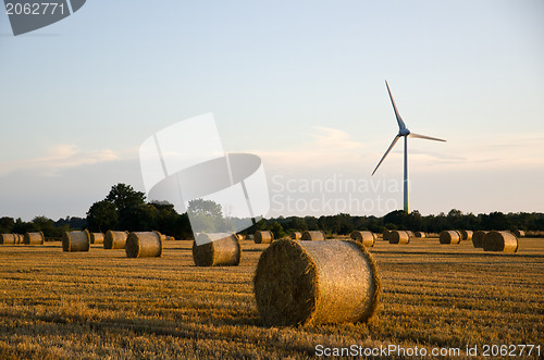 Image of Strawbales and windmill