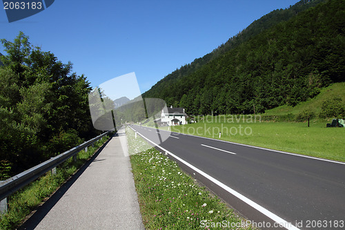 Image of Road and bicycle path