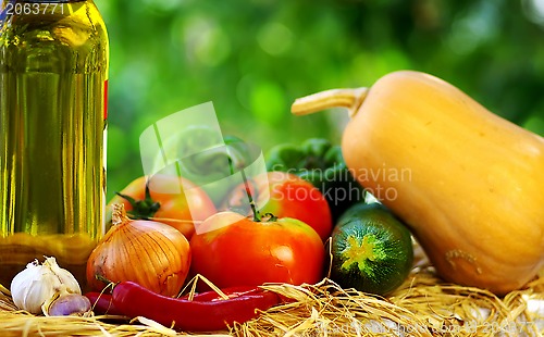 Image of Olive oil and vegetables