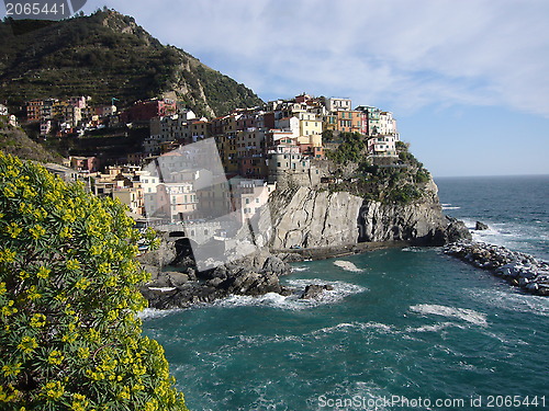 Image of coastal village 
