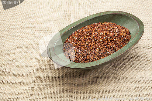 Image of red quinoa grain