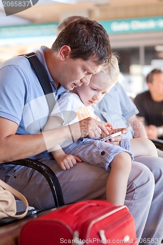 Image of family at the airport