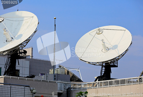 Image of satellite dish on roof