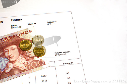 Image of Invoice and money