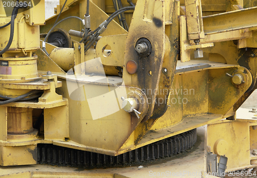 Image of heavy machinery