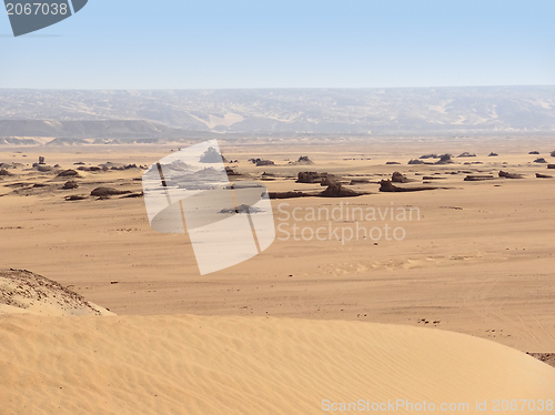 Image of around Qasr Dusch