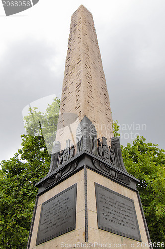 Image of Egyptian obelisk, London