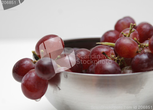 Image of grapeshalfbowl