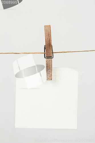 Image of Memory note paper hanging on cord