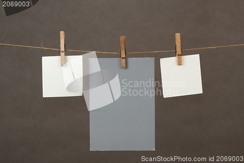 Image of Memory note papers hanging on cord