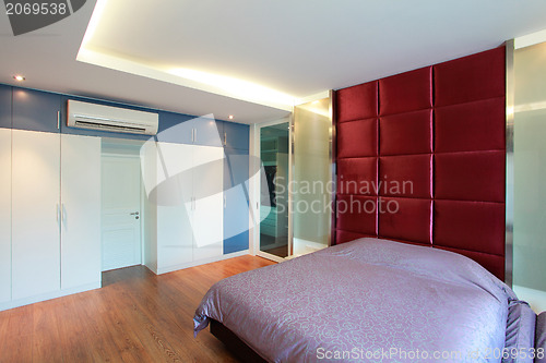 Image of Interior design series: Modern Bedroom
