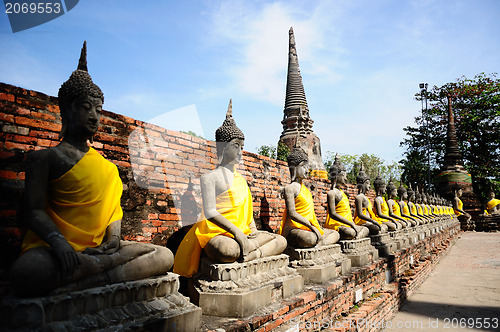 Image of The Buddha status 