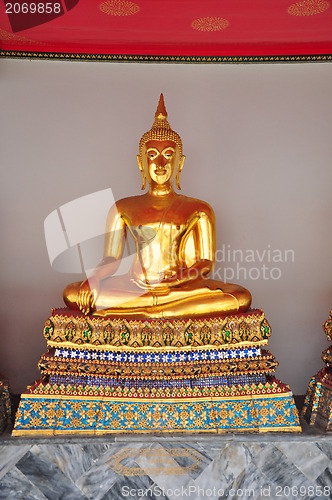 Image of Buddha in Wat Pho thailand 