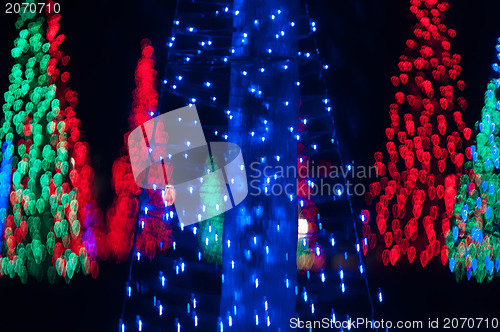 Image of christmas tree out of focus