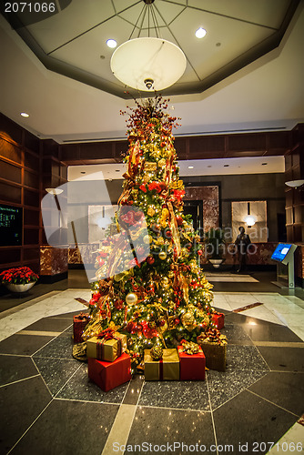 Image of decorated christmas tree indoor