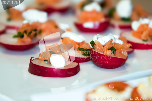 Image of radishes with salmon