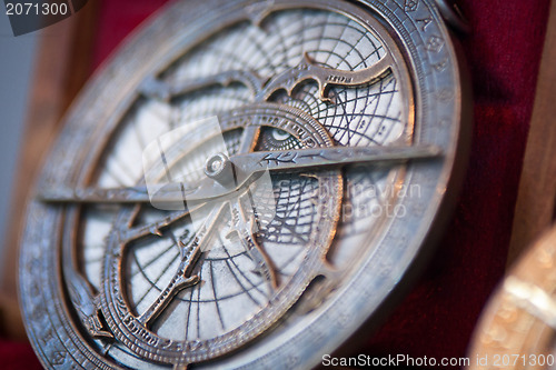 Image of old astronomical pocket clock