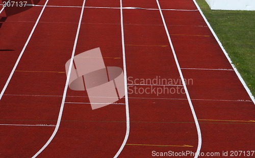 Image of straight running track