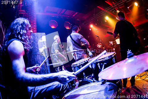 Image of musicians play on stage