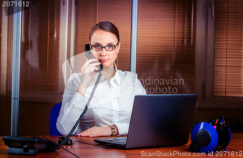 Image of businesswoman