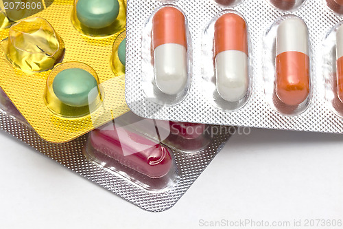 Image of Colorful pills 