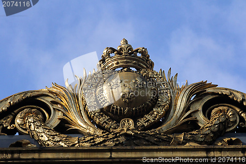 Image of Detail of the golden gate at the justice palace in Paris