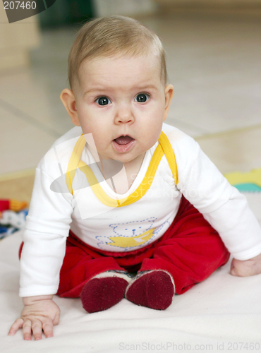 Image of Sitting baby