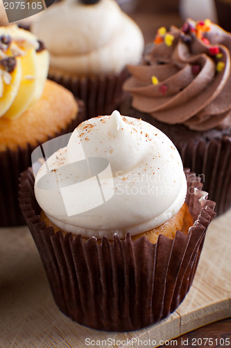 Image of Pretty Gourmet Cupcakes Iced