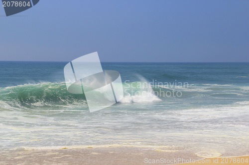 Image of Big ocean waves 