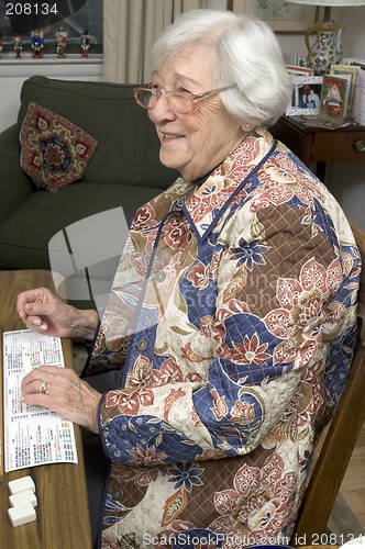 Image of playing mah-jong