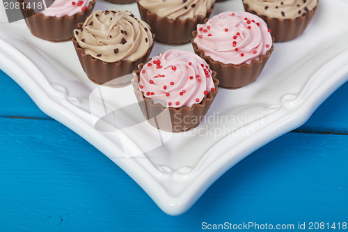 Image of Elegant Cupcake Chocolates