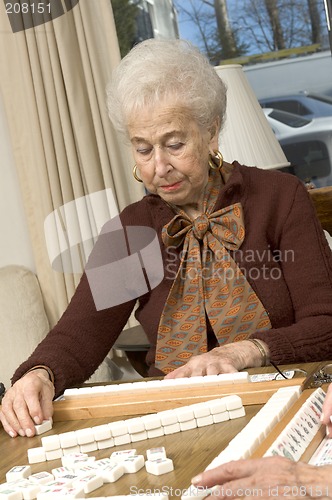 Image of playing mah-jong