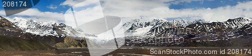 Image of Richardson Hwy view at the glacier in Alaska Range