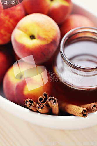 Image of peaches with honey and cinnamon