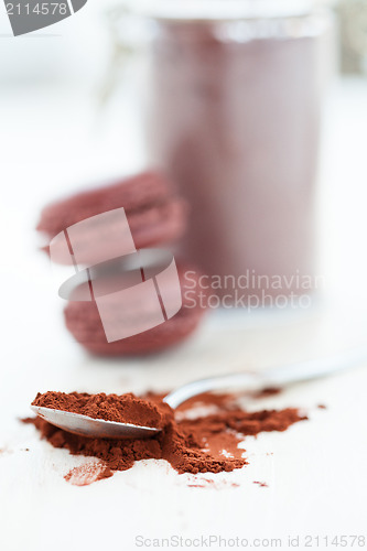Image of Cocoa powder and macaroons