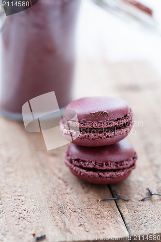 Image of Two macaroons and cocoa