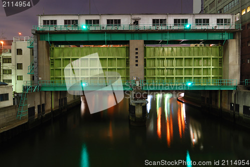 Image of flood gate