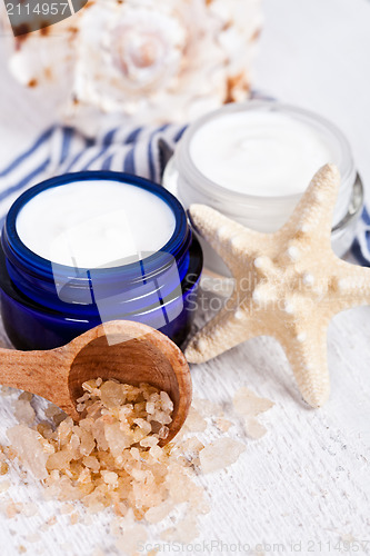 Image of face cream and sea salt 