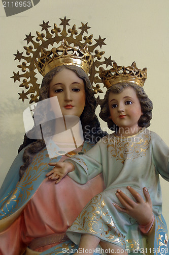 Image of Blessed Virgin Mary with baby Jesus