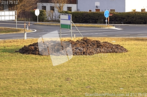 Image of compost near intersection