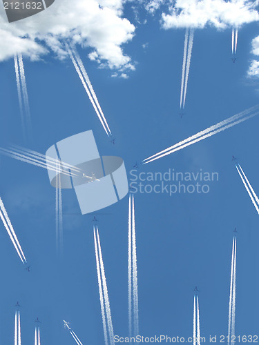 Image of Crowded sky