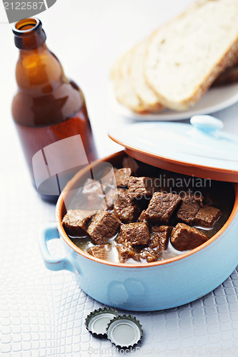 Image of goulash with beef and beer