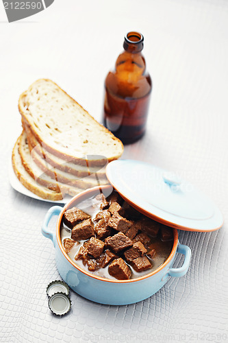 Image of goulash with beef and beer