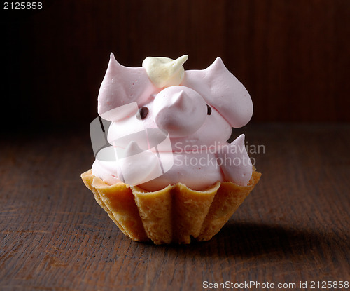 Image of pig shaped cupcake