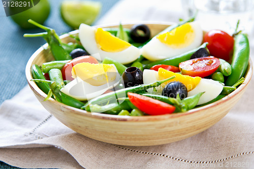 Image of Green bean with Snap pea and egg salad