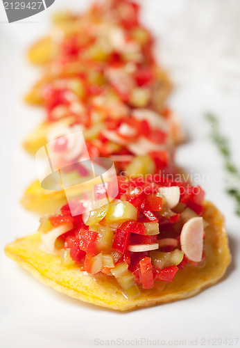 Image of potato chips with vegetables