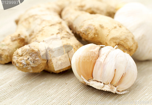 Image of Ginger and garlic