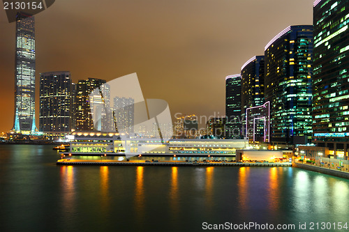 Image of kowloon at night 